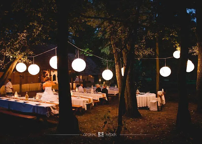 Kastelyszallo Bed & Breakfast